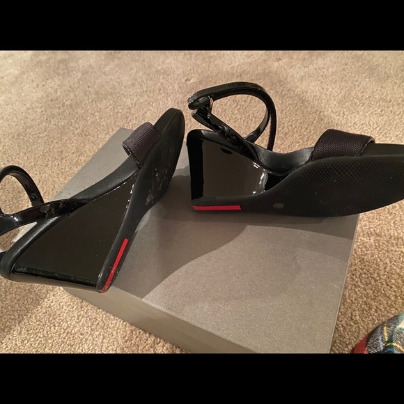 Prada Women’s wedges! Size 7 - Good condition - Picture 3 of 4